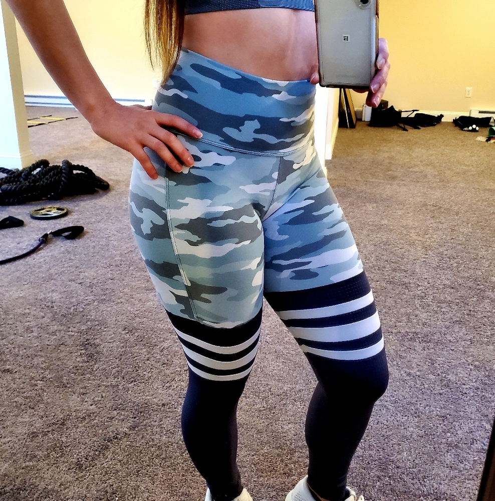 Camo Bombshell Sportwear yoga pants